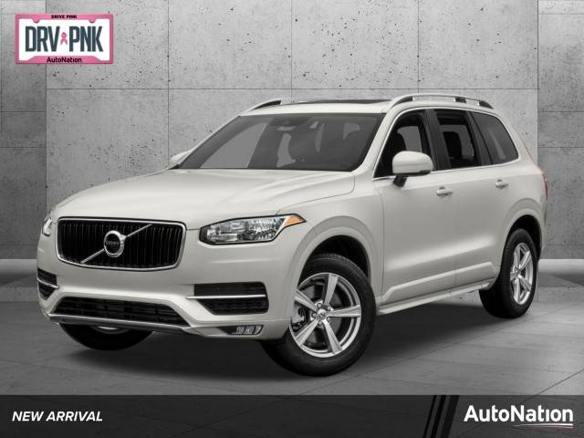 2017 Volvo XC90 Momentum AWD photo