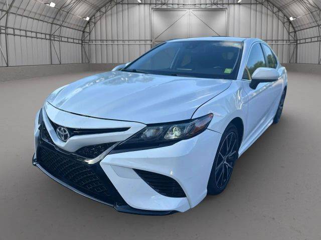 2021 Toyota Camry SE FWD photo
