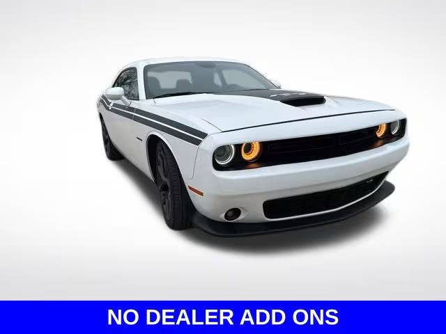 2022 Dodge Challenger R/T RWD photo