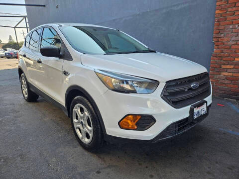 2019 Ford Escape S FWD photo