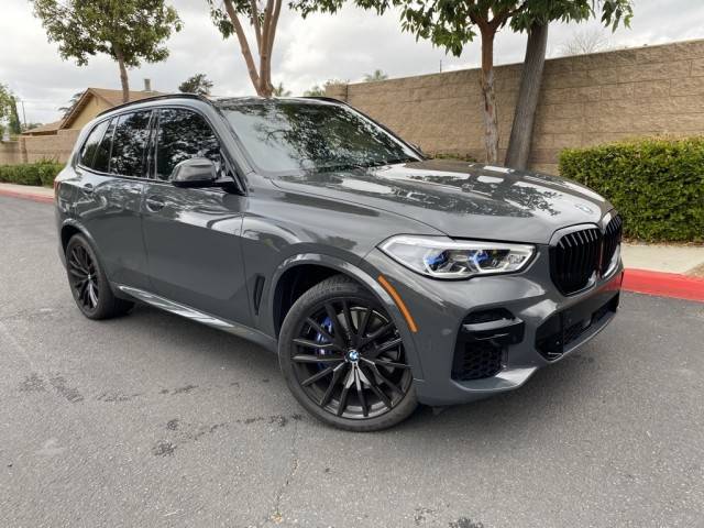 2022 BMW X5 M50i AWD photo