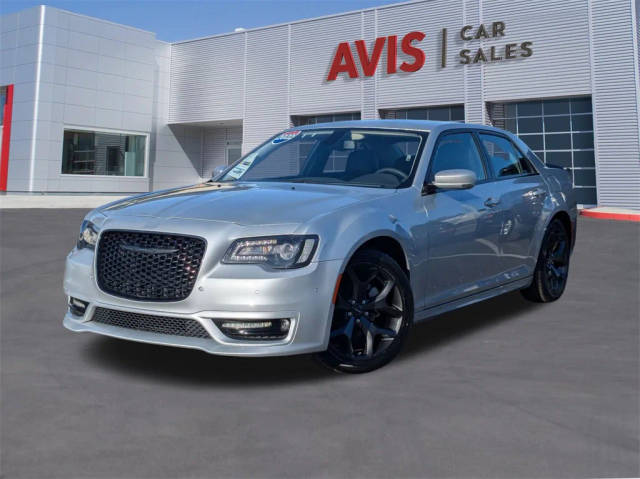 2022 Chrysler 300 Touring L RWD photo