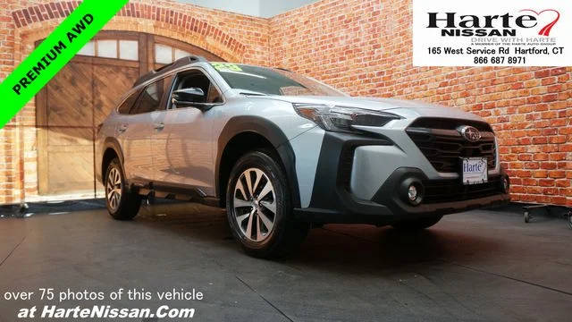 2023 Subaru Outback Premium AWD photo