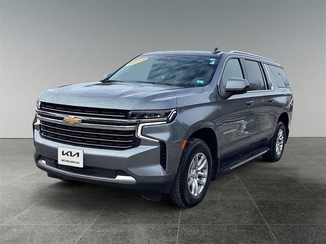 2022 Chevrolet Suburban LT 4WD photo