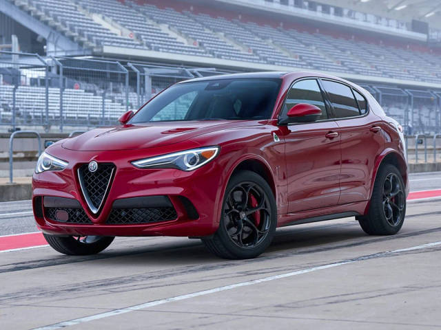 2019 Alfa Romeo Stelvio Quadrifoglio AWD photo
