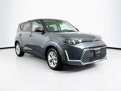 2023 Kia Soul LX FWD photo