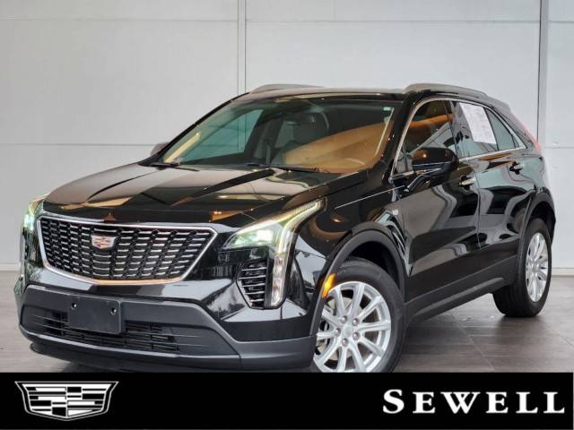 2023 Cadillac XT4 FWD Luxury FWD photo