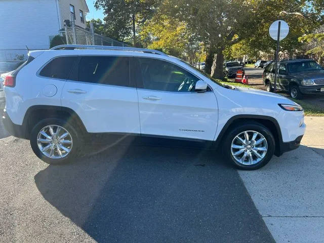 2015 Jeep Cherokee Limited 4WD photo