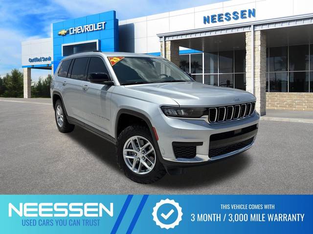 2023 Jeep Grand Cherokee L Laredo 4WD photo