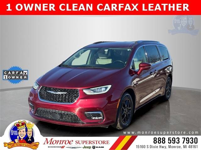 2021 Chrysler Pacifica Minivan Touring L FWD photo