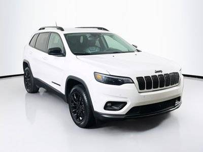 2023 Jeep Cherokee Altitude Lux 4WD photo