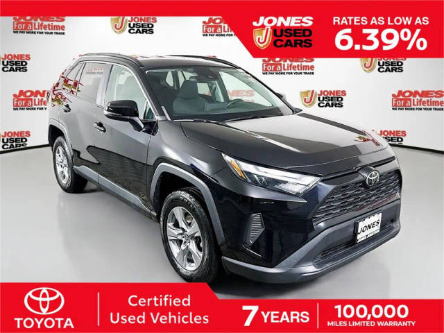 2022 Toyota RAV4 XLE FWD photo