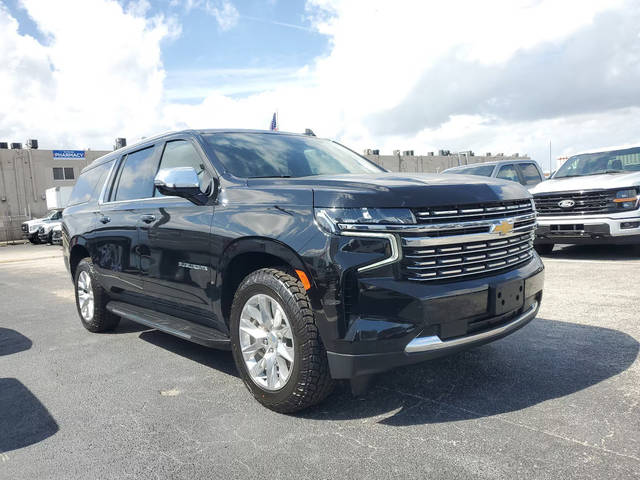 2023 Chevrolet Suburban Premier RWD photo