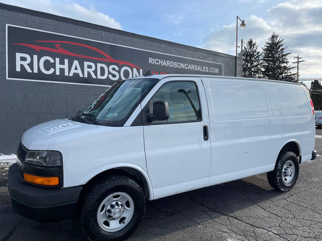 2018 Chevrolet Express Cargo  RWD photo