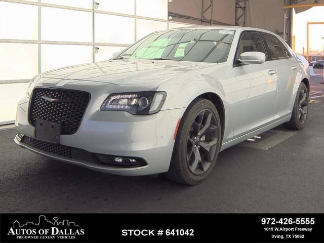 2023 Chrysler 300 300S RWD photo