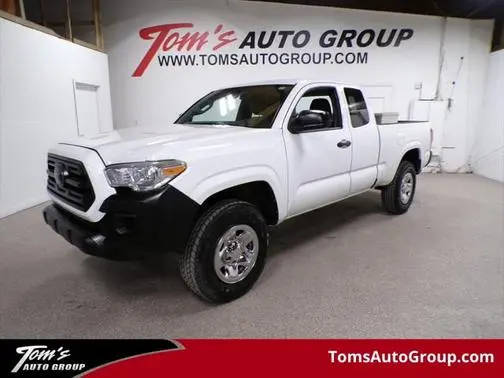 2018 Toyota Tacoma SR 4WD photo