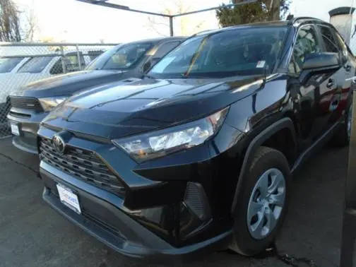 2021 Toyota RAV4 LE AWD photo