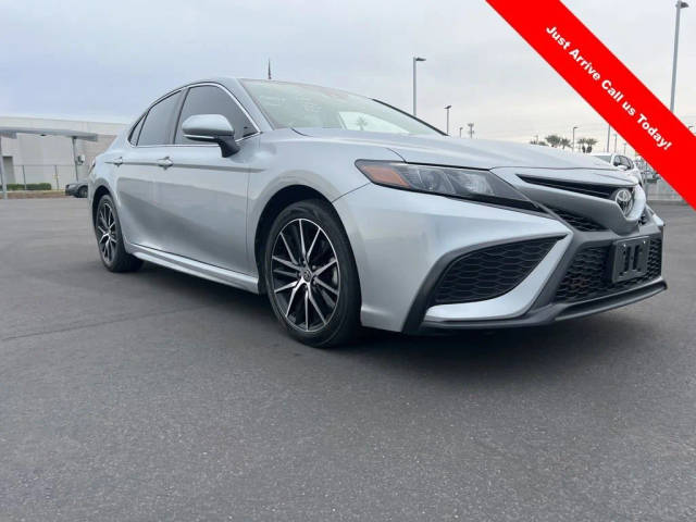 2022 Toyota Camry SE FWD photo