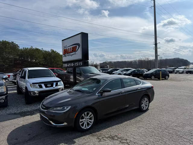 2015 Chrysler 200 Limited FWD photo