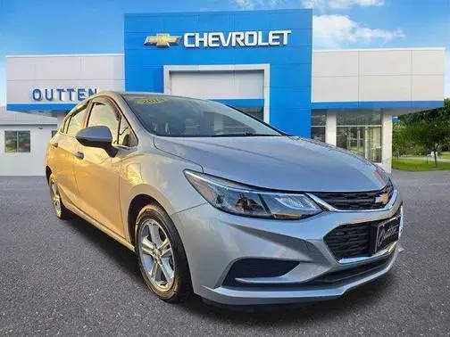 2018 Chevrolet Cruze LT FWD photo