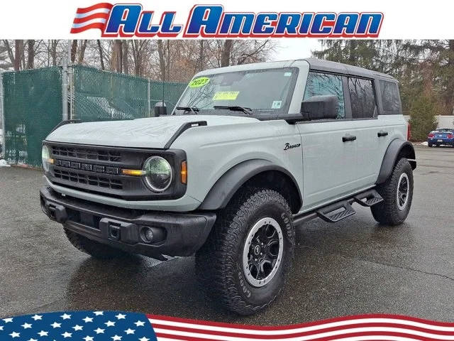 2023 Ford Bronco 4 Door Black Diamond 4WD photo