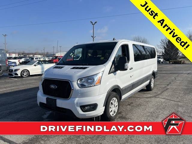 2022 Ford Transit Passenger Wagon XLT RWD photo