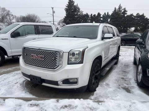 2016 GMC Yukon XL Denali 4WD photo