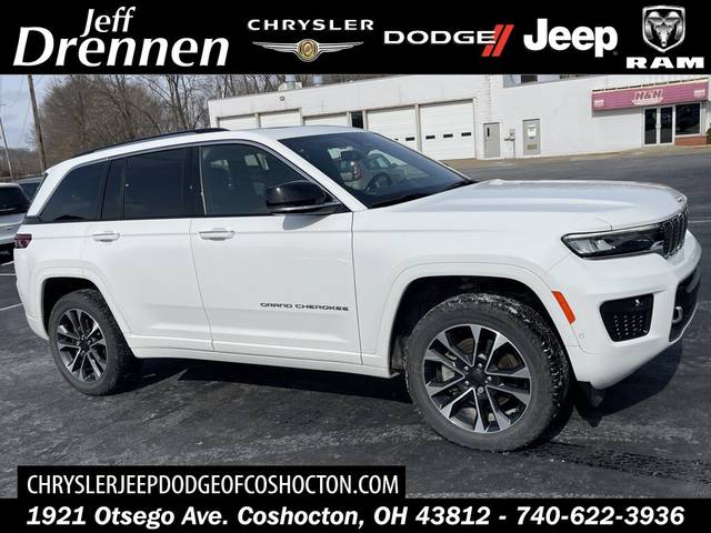 2022 Jeep Grand Cherokee Overland 4WD photo