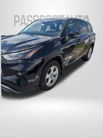 2023 Toyota Highlander LE AWD photo