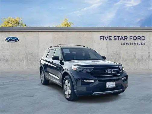 2021 Ford Explorer XLT 4WD photo