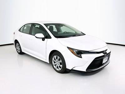 2023 Toyota Corolla LE FWD photo