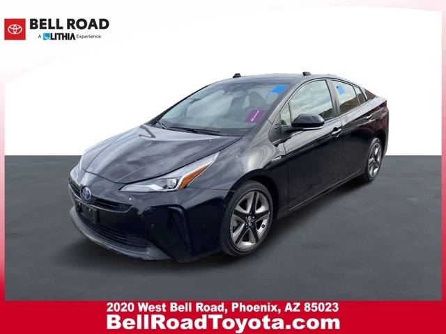 2021 Toyota Prius XLE FWD photo