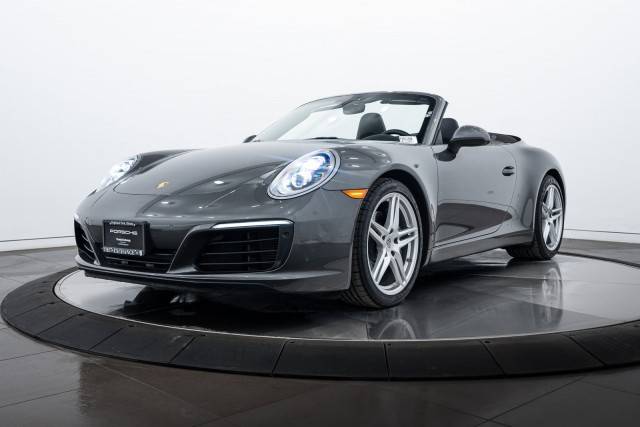 2018 Porsche 911 Carrera RWD photo