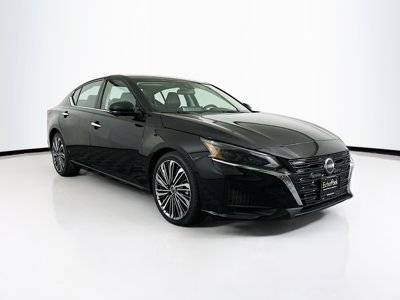 2023 Nissan Altima 2.5 SL FWD photo