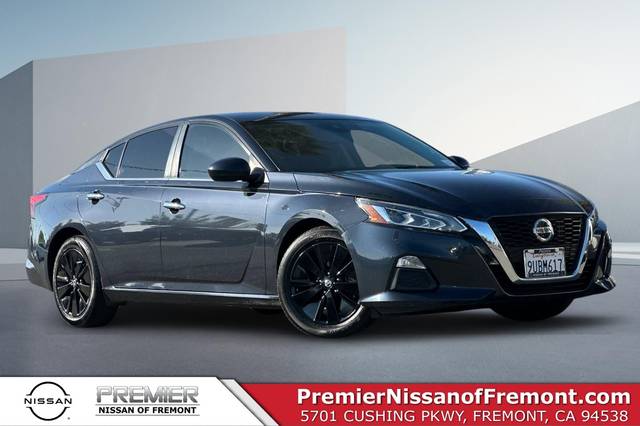 2022 Nissan Altima 2.5 SV FWD photo
