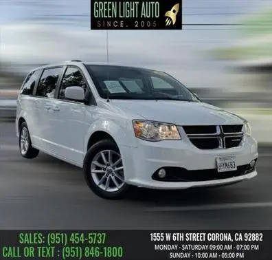 2019 Dodge Grand Caravan SXT FWD photo