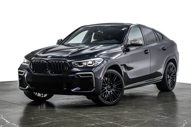 2022 BMW X6 M50i AWD photo