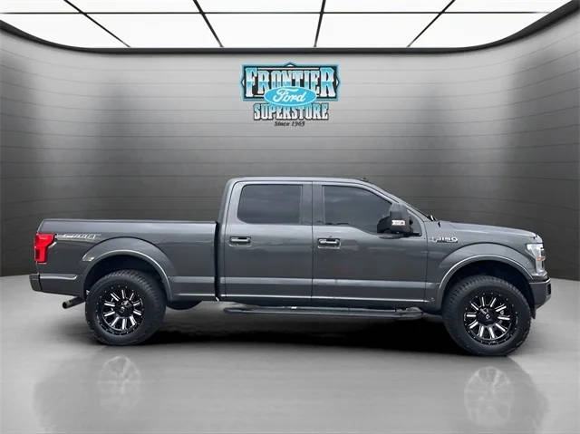 2019 Ford F-150 LARIAT 4WD photo