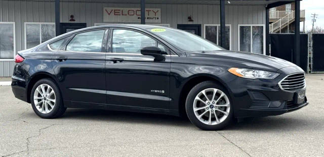 2019 Ford Fusion SE FWD photo
