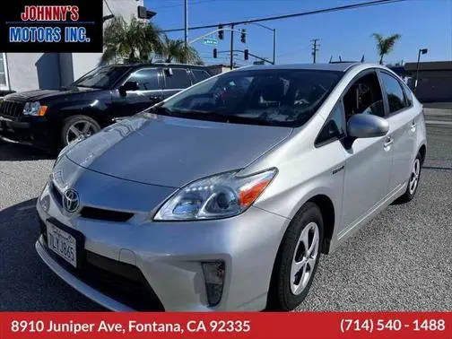 2015 Toyota Prius Three FWD photo