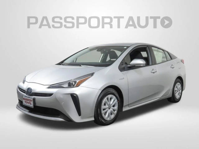 2021 Toyota Prius LE FWD photo