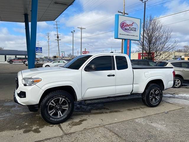 2017 Toyota Tacoma SR5 RWD photo