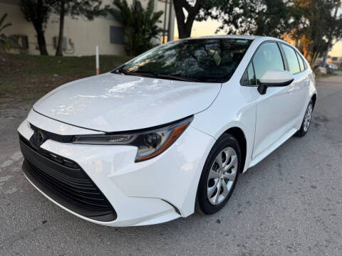 2023 Toyota Corolla LE FWD photo