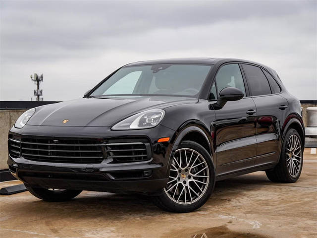 2023 Porsche Cayenne Platinum Edition AWD photo