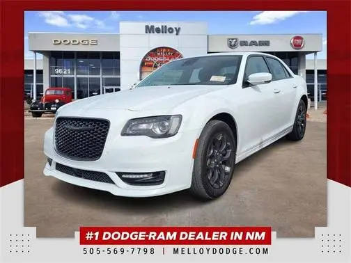 2022 Chrysler 300 Touring L AWD photo