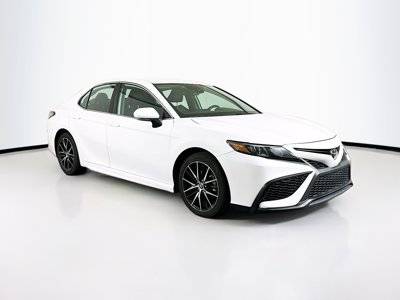 2022 Toyota Camry SE FWD photo