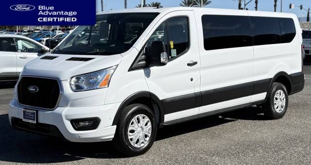 2022 Ford Transit Passenger Wagon XLT RWD photo