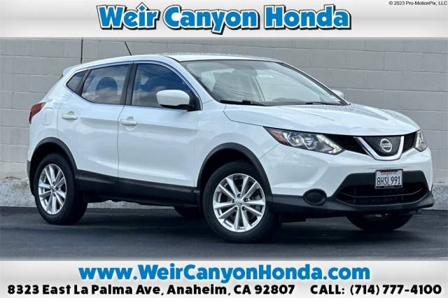 2018 Nissan Rogue Sport S FWD photo