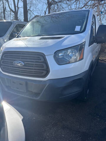 2015 Ford Transit Van  RWD photo