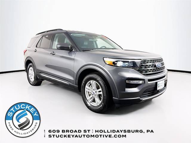 2023 Ford Explorer XLT 4WD photo